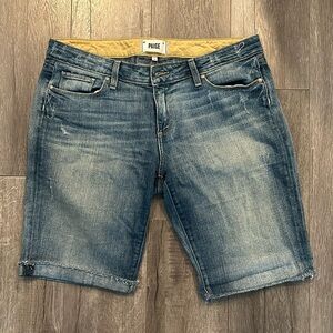Paige Denim Shorts, low waist, size 31